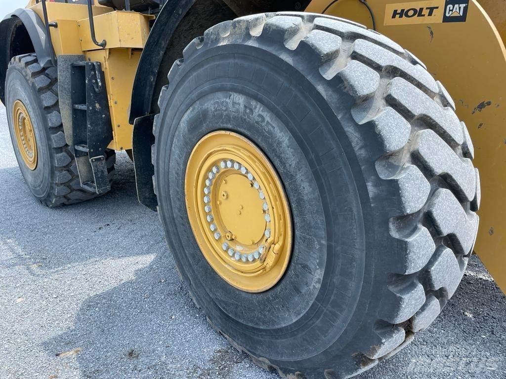 CAT 980M Naudoti ratiniai krautuvai