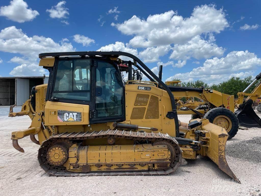 CAT D5K2 XL Vikšriniai buldozeriai
