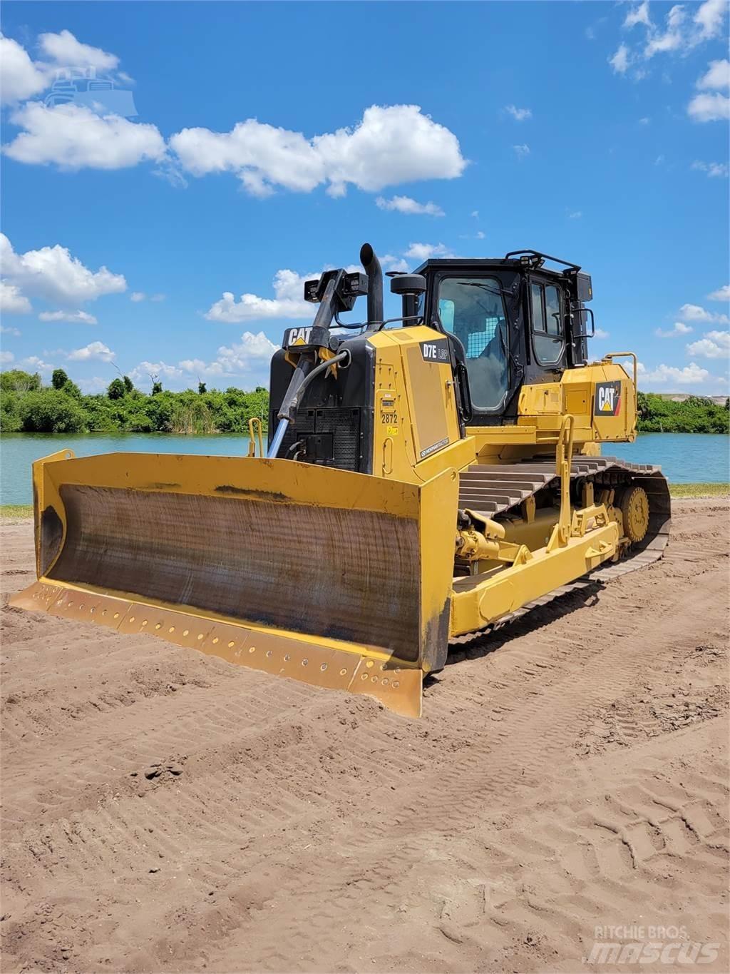 CAT D7E LGP Vikšriniai buldozeriai