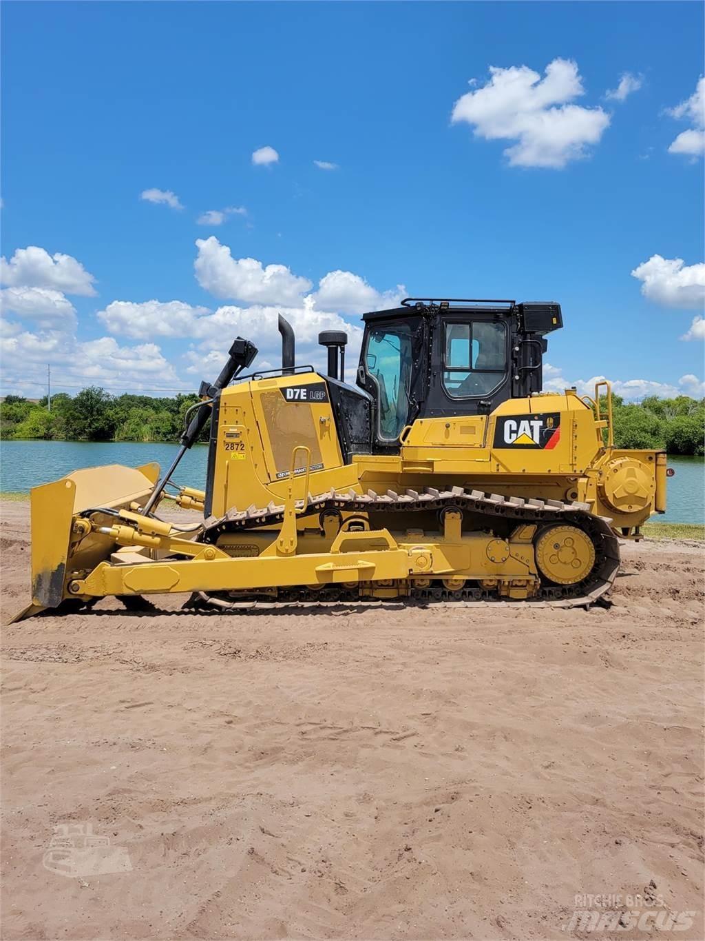 CAT D7E LGP Vikšriniai buldozeriai
