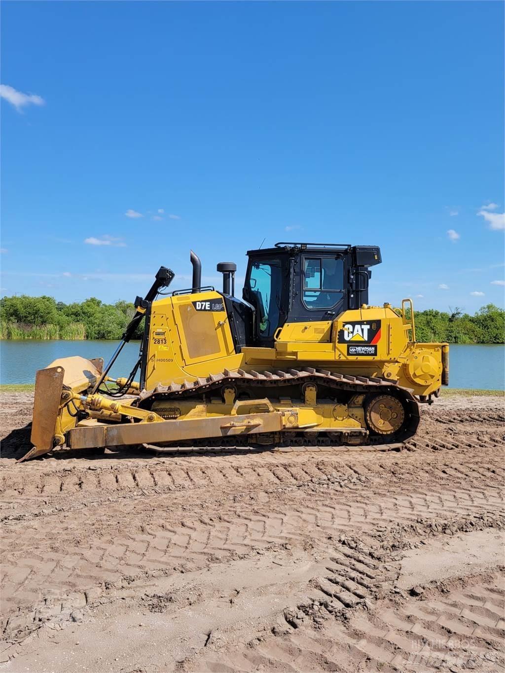 CAT D7E LGP Vikšriniai buldozeriai
