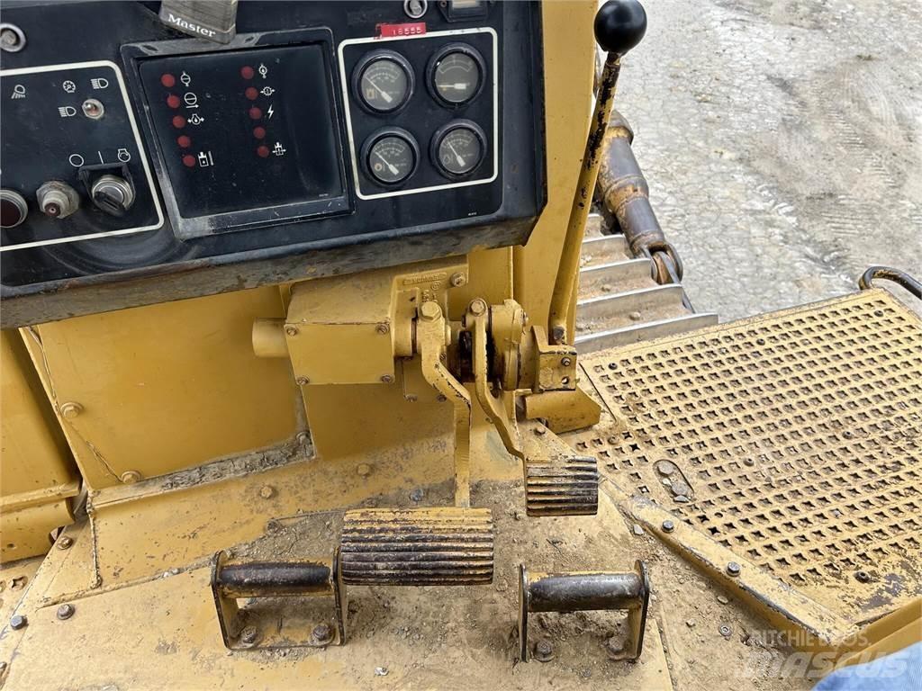 CAT D8N Vikšriniai buldozeriai