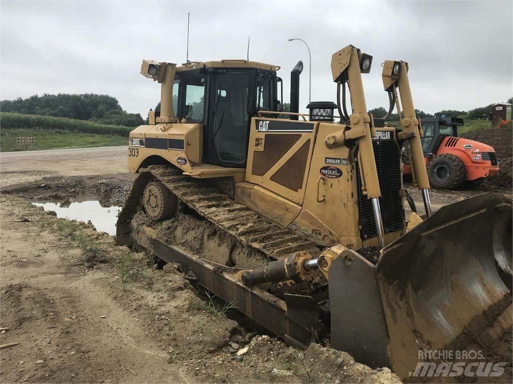 CAT D8T Vikšriniai buldozeriai