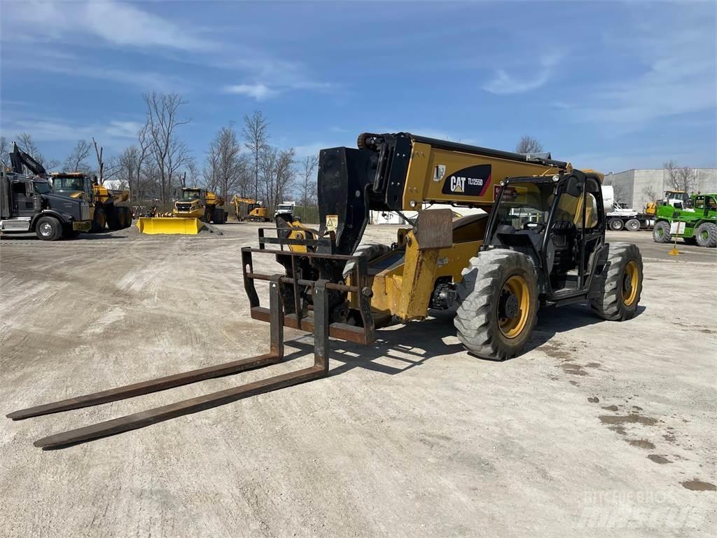 CAT TL1255D Teleskopiniai krautuvai