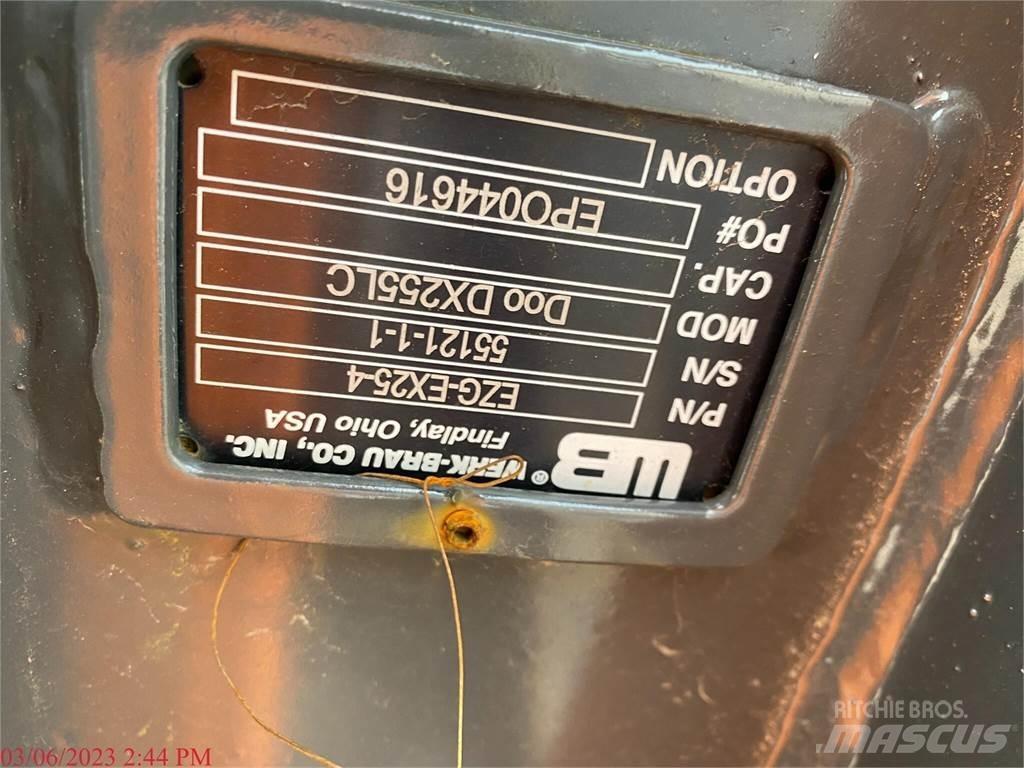 Develon DX255 LC-7 Vikšriniai ekskavatoriai