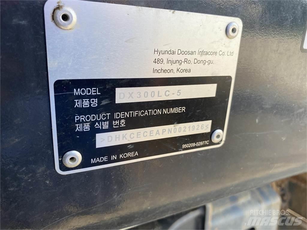 Develon DX300 LC-5 Vikšriniai ekskavatoriai