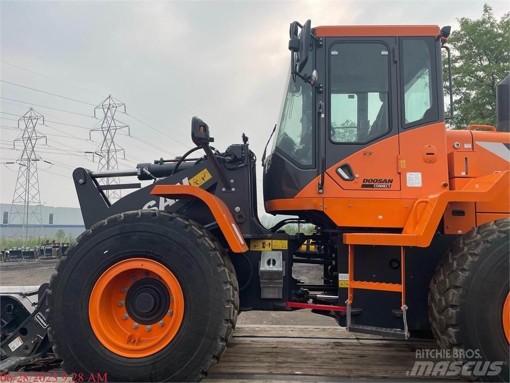 Doosan DL250-5 Naudoti ratiniai krautuvai