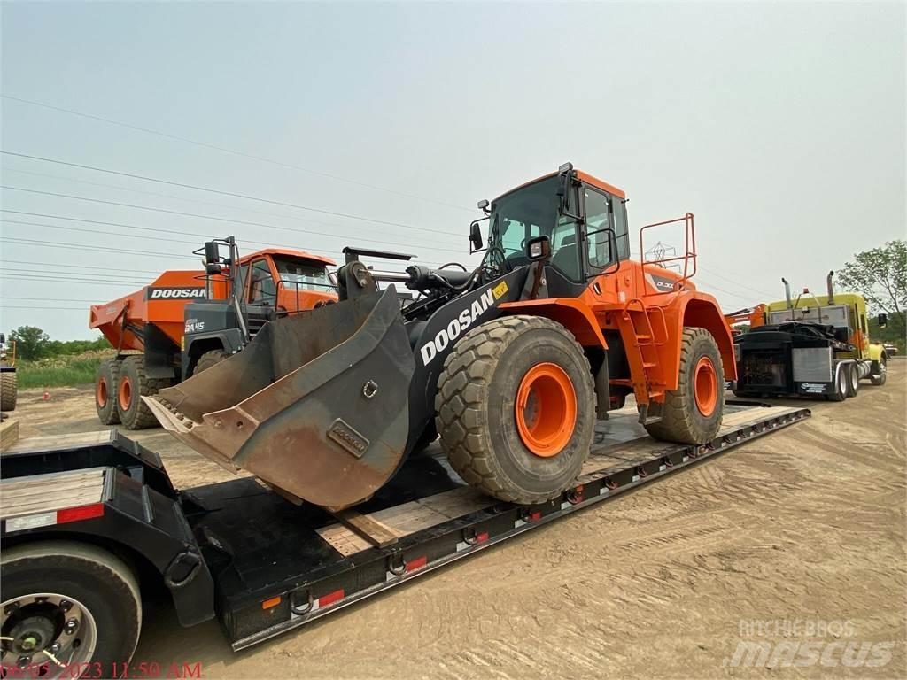 Doosan DL300-5 Naudoti ratiniai krautuvai