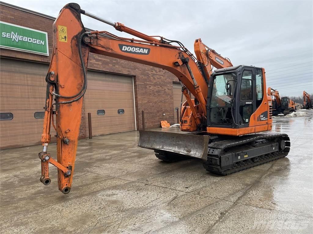 Doosan DX140 LCR-3 Vikšriniai ekskavatoriai