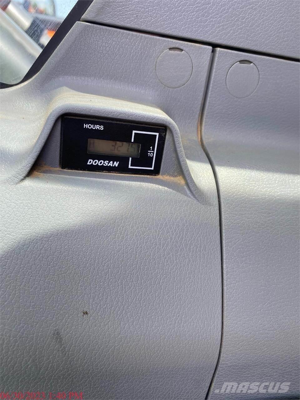 Doosan DX170 LC-5 Vikšriniai ekskavatoriai