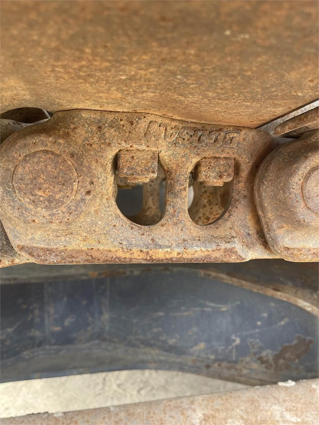 Doosan DX180 LC-5 Vikšriniai ekskavatoriai