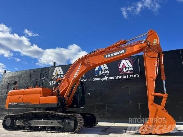 Doosan DX225 LC Vikšriniai ekskavatoriai
