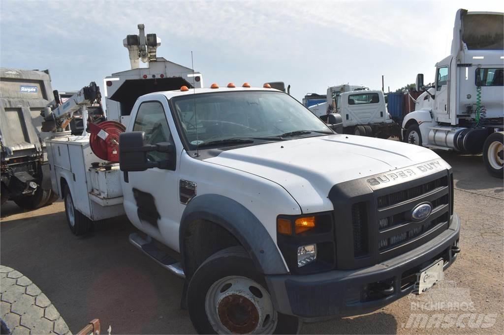 Ford F550 Visuotinės / bendrosios paskirties automobiliai