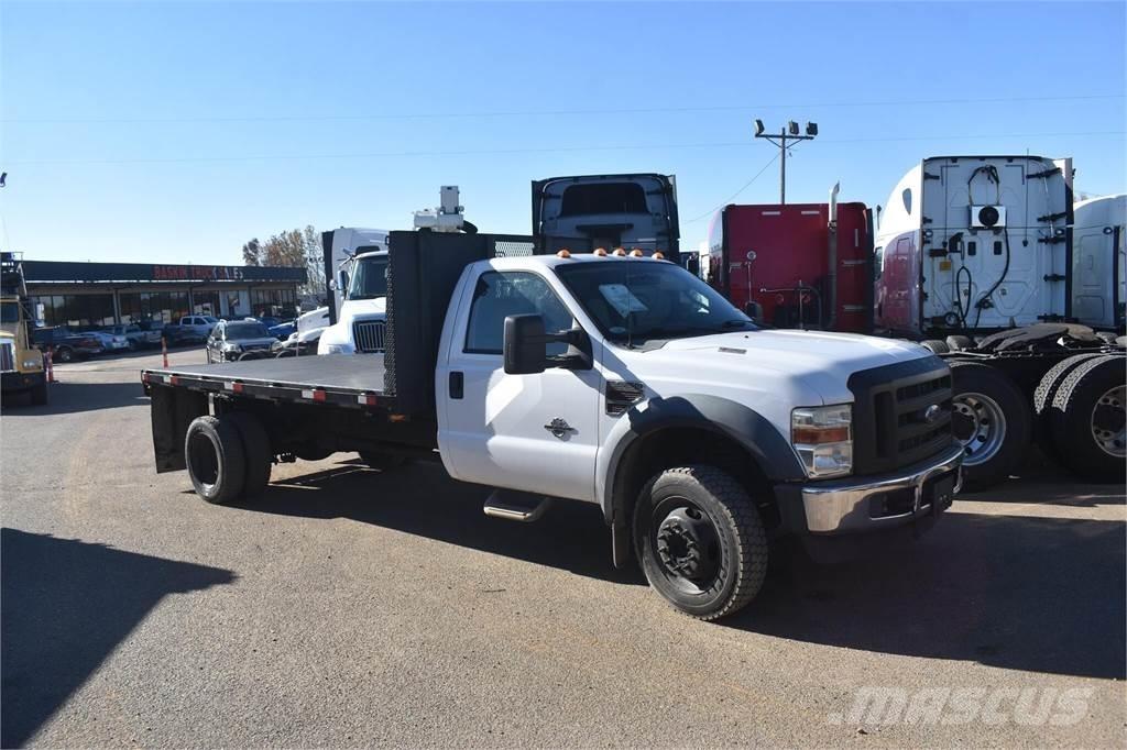 Ford F550 Savivarčių priekabų vilkikai
