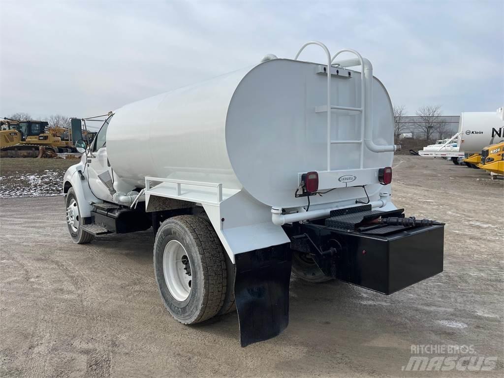 Ford F650 Vandens sunkvežimiai