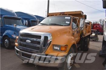 Ford F750 Savivarčių priekabų vilkikai
