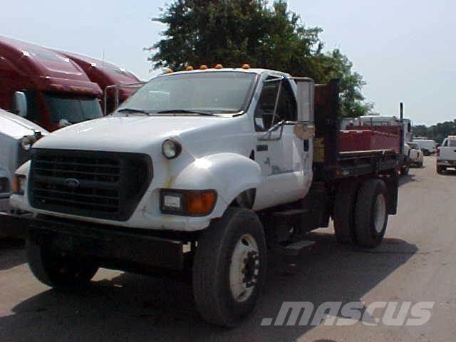 Ford F750 Savivarčių priekabų vilkikai