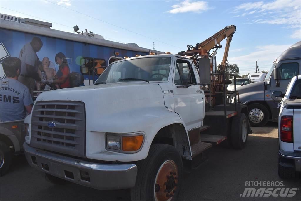 Ford F800 Automobiliniai kranai