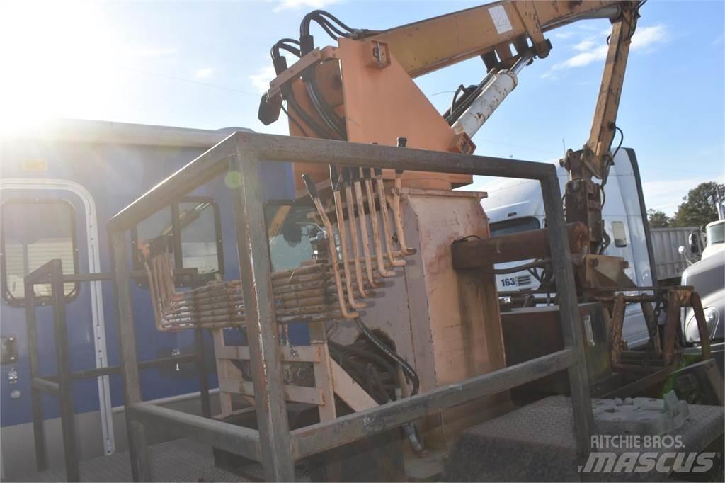 Ford F800 Automobiliniai kranai