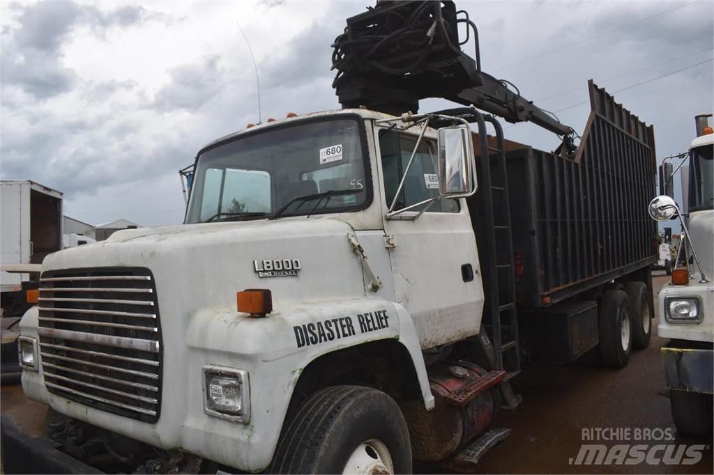 Ford L8000 Automobiliniai kranai