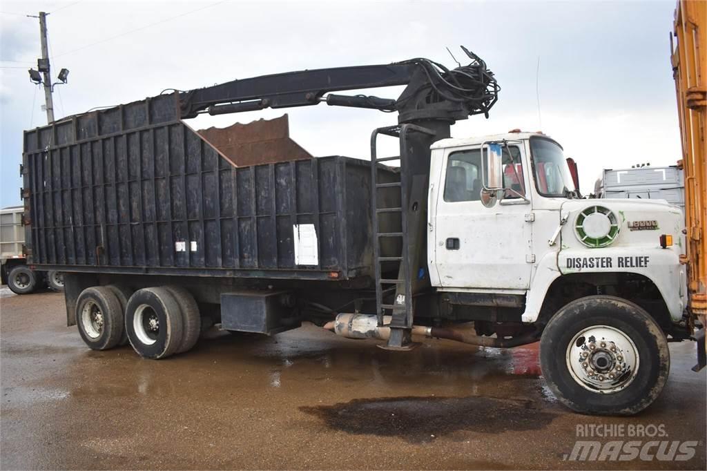 Ford L8000 Automobiliniai kranai