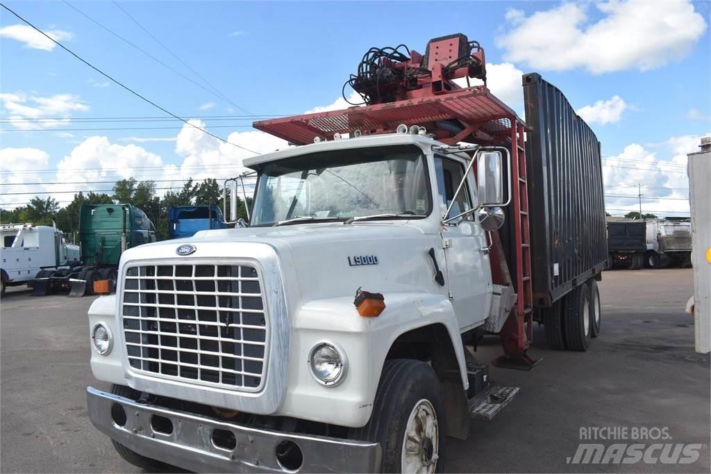 Ford L9000 Automobiliniai kranai