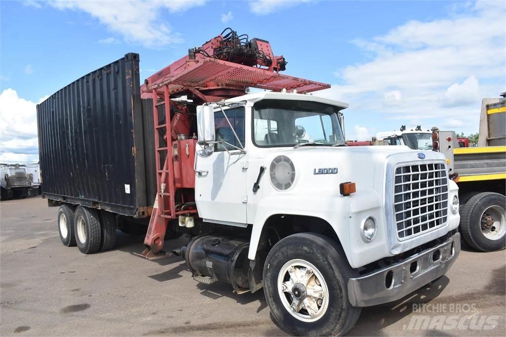 Ford L9000 Automobiliniai kranai