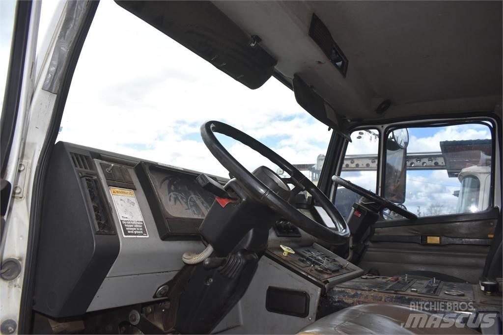 Freightliner FL70 Šlavimo sunkvežimiai