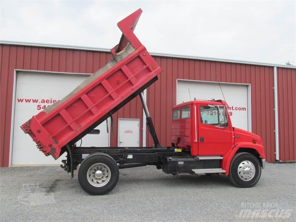 Freightliner FL70 Savivarčių priekabų vilkikai