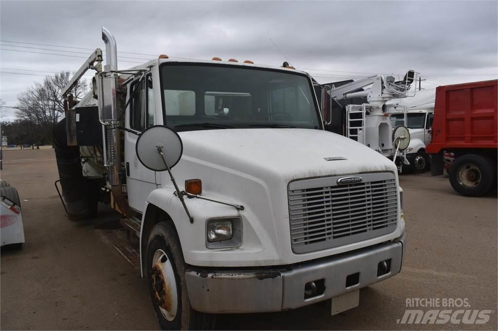 Freightliner FL70 Automobilinės cisternos
