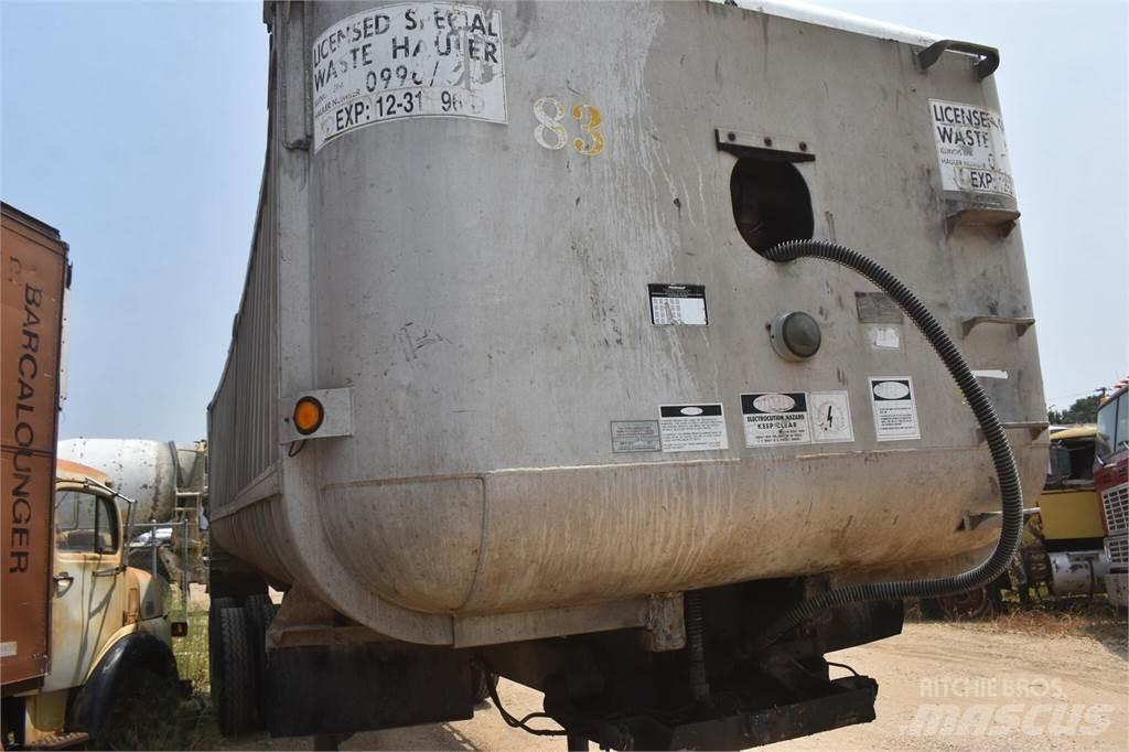 Fruehauf  Savivartės priekabos