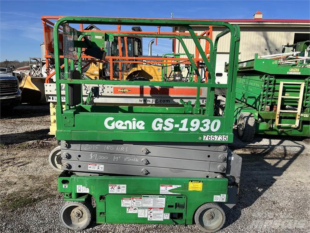 Genie GS1930 Žirkliniai keltuvai