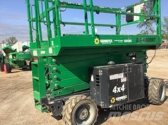Genie GS4069RT Žirkliniai keltuvai