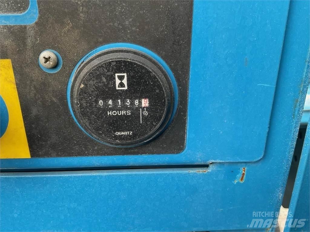 Genie GS4390RT Žirkliniai keltuvai