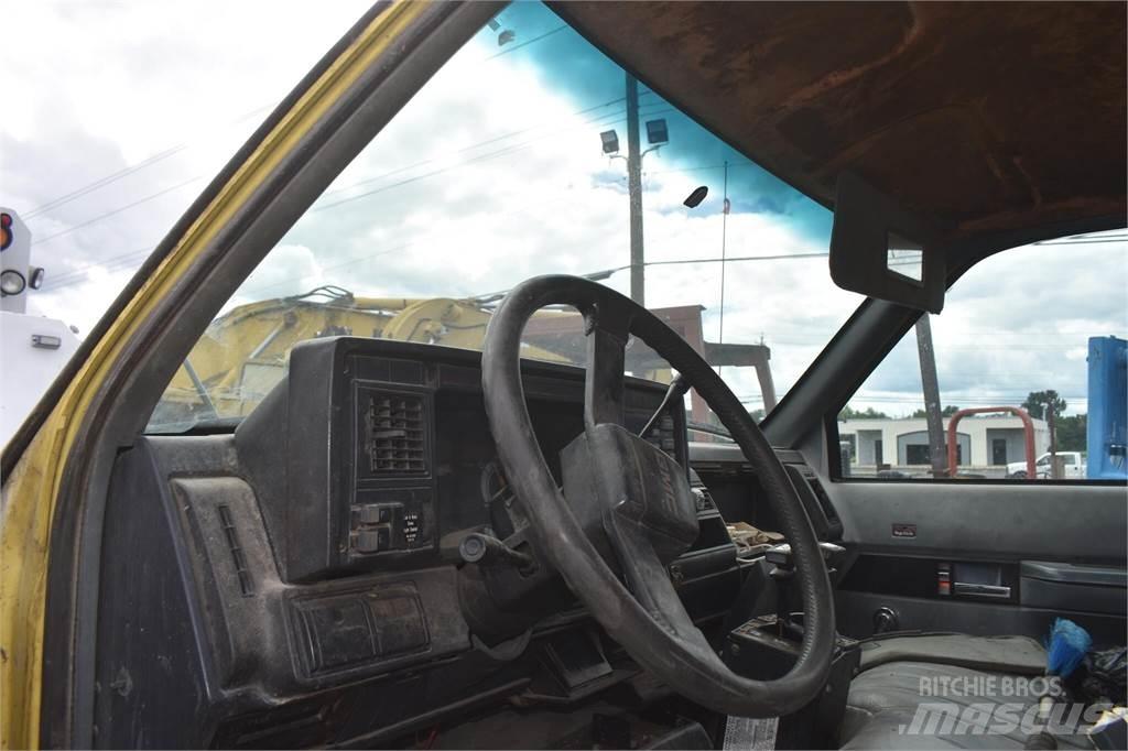 GMC TOPKICK C6500 Savivarčių priekabų vilkikai