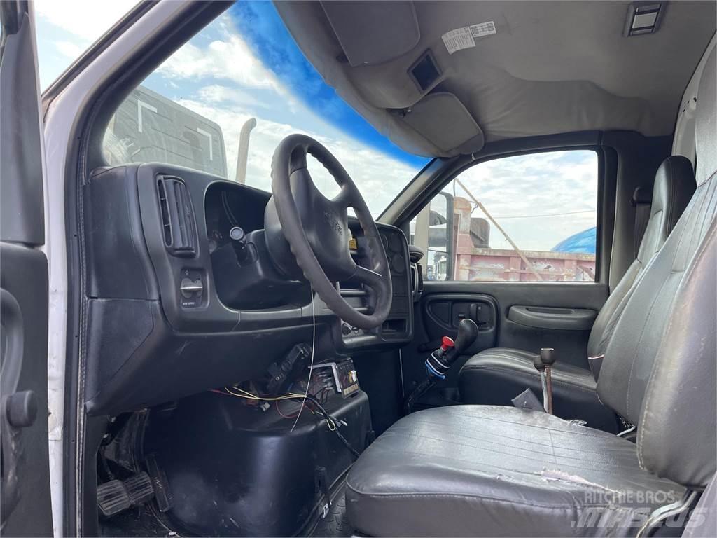 GMC TOPKICK C7500 Savivarčių priekabų vilkikai