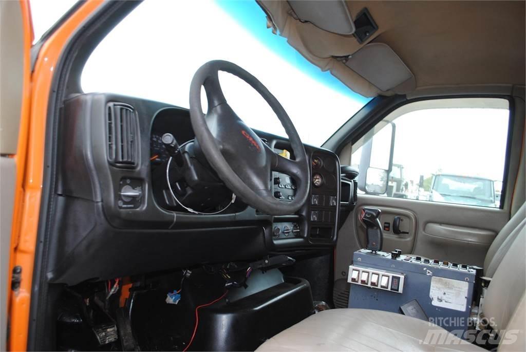GMC TOPKICK C8500 Savivarčių priekabų vilkikai