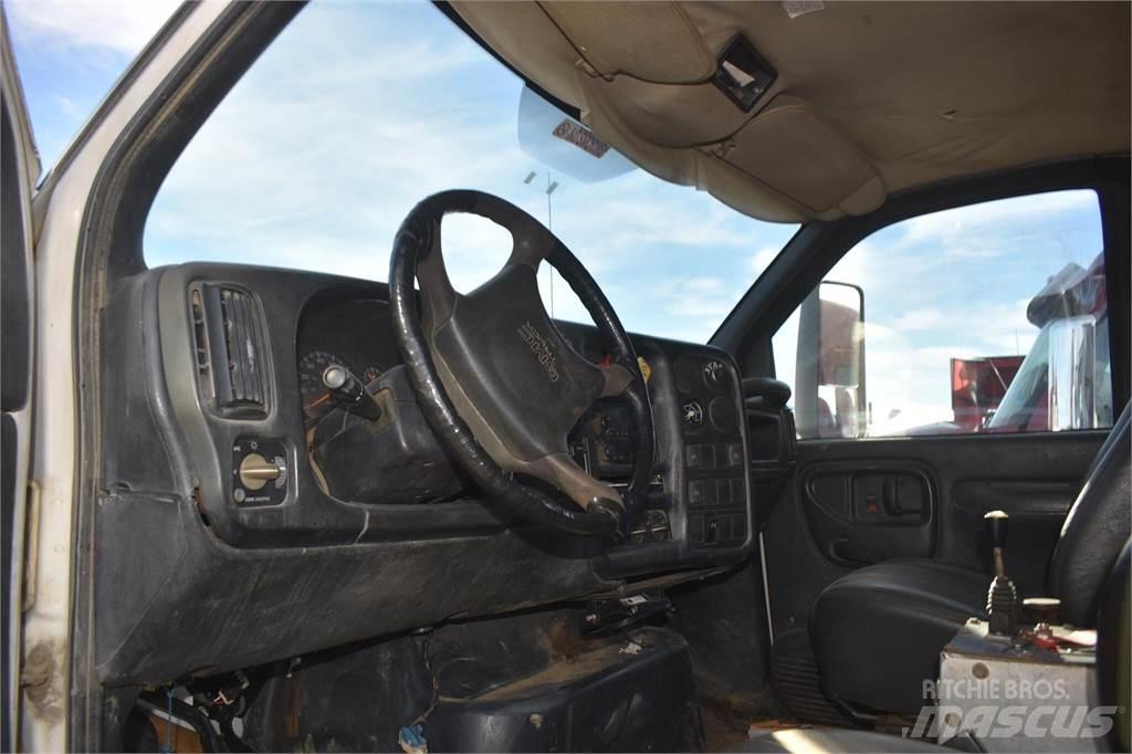GMC TOPKICK C8500 Savivarčių priekabų vilkikai
