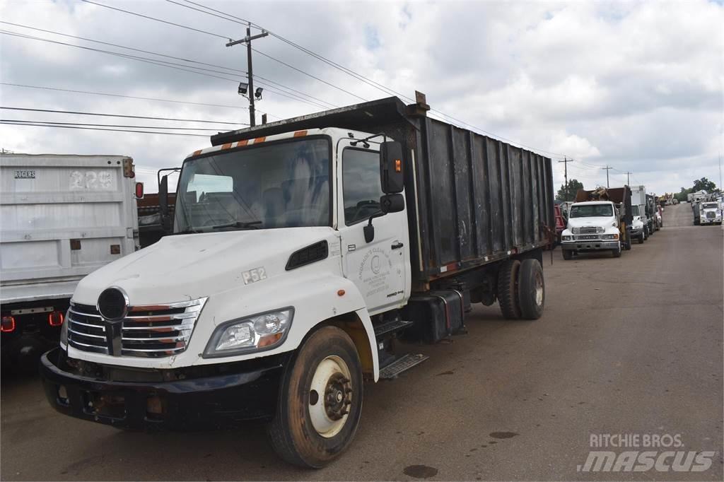 Hino 268 Savivarčių priekabų vilkikai