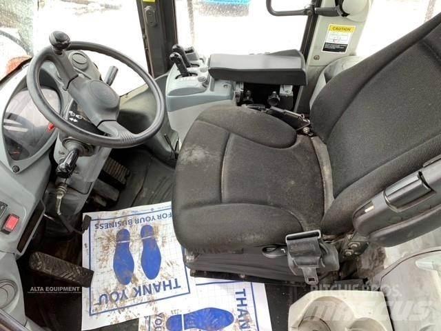 Hitachi ZW250-6 Naudoti ratiniai krautuvai