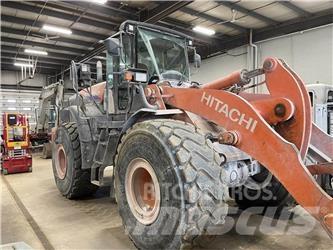 Hitachi ZW250-6 Naudoti ratiniai krautuvai