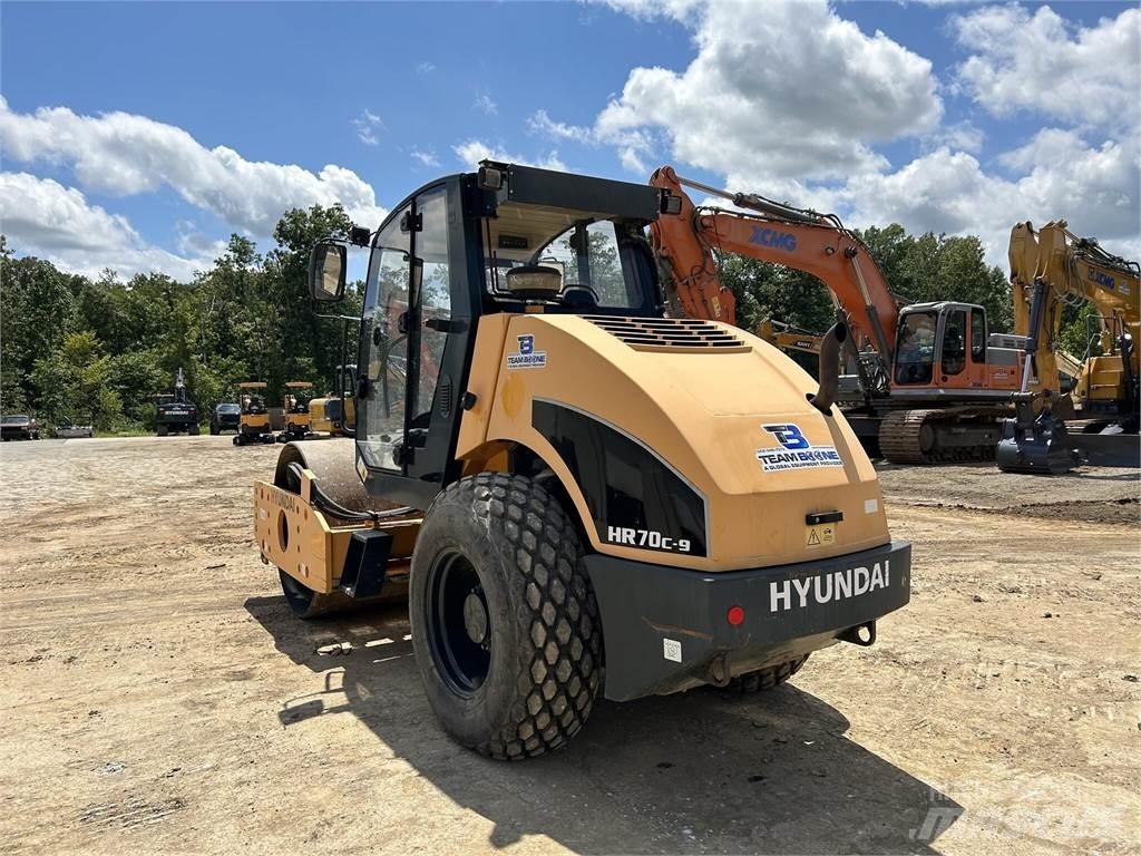 Hyundai HR70C Porinių būgnų volai