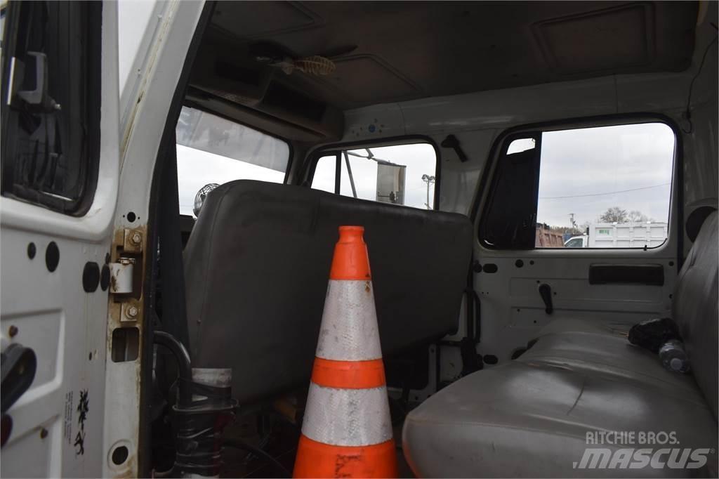 International 4700 Visuotinės / bendrosios paskirties automobiliai