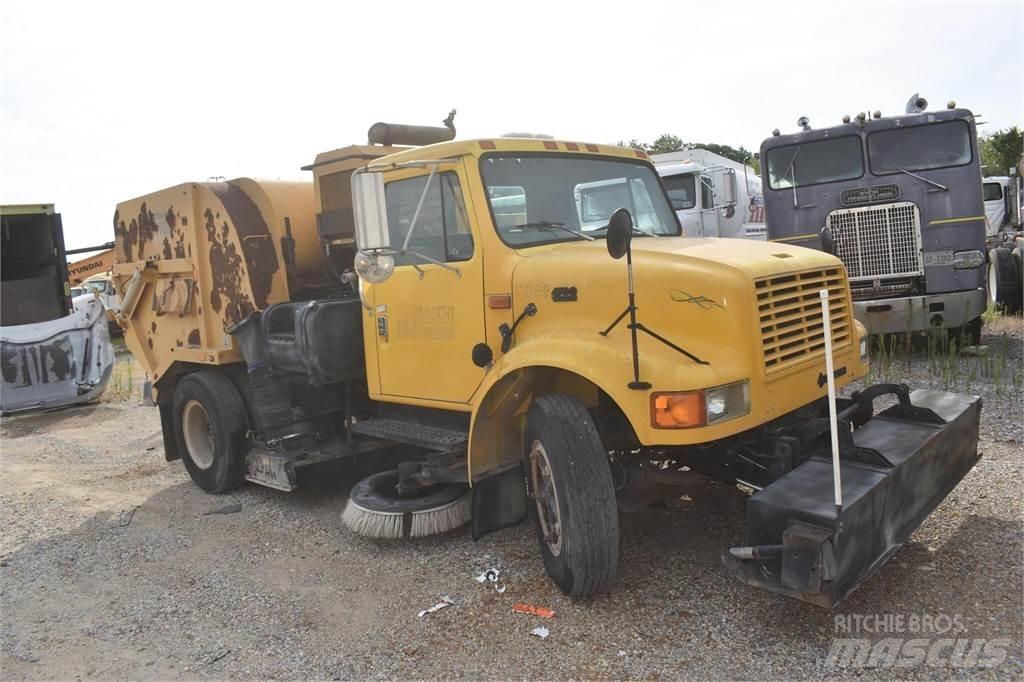 International 4700 Šlavimo sunkvežimiai