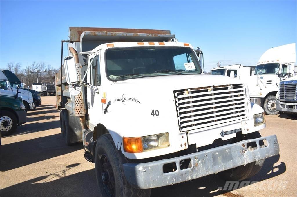 International 4900 Savivarčių priekabų vilkikai