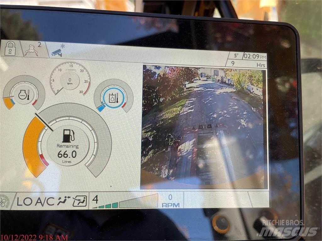 JCB 131X LC Vikšriniai ekskavatoriai