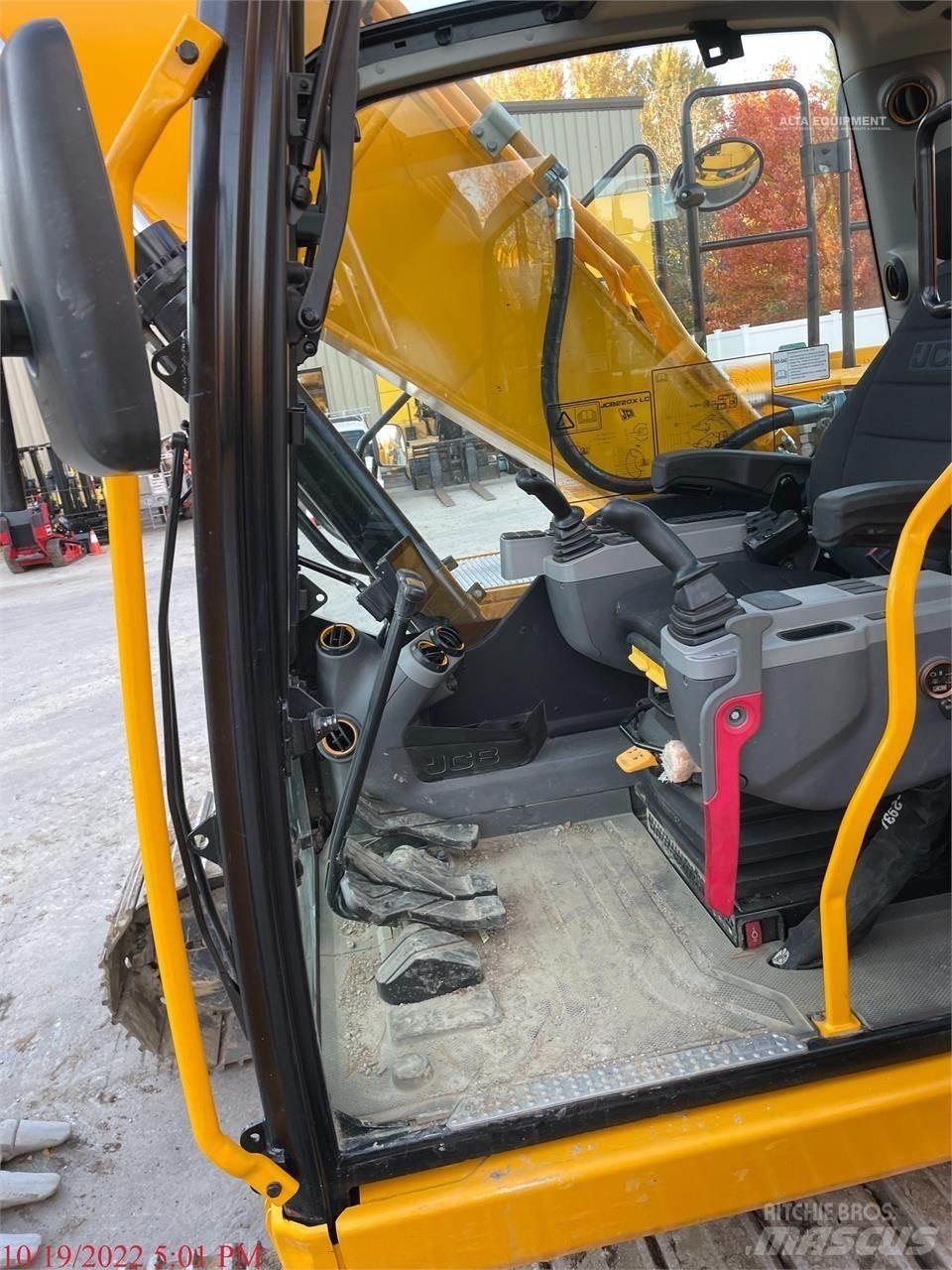 JCB 220X Vikšriniai ekskavatoriai