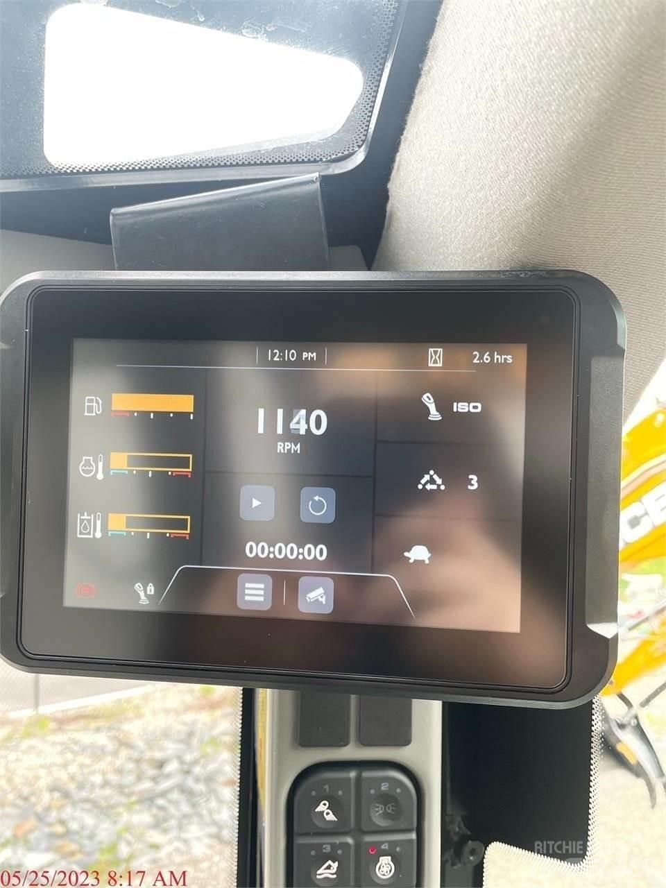 JCB 270T Krautuvai su šoniniu pasukimu