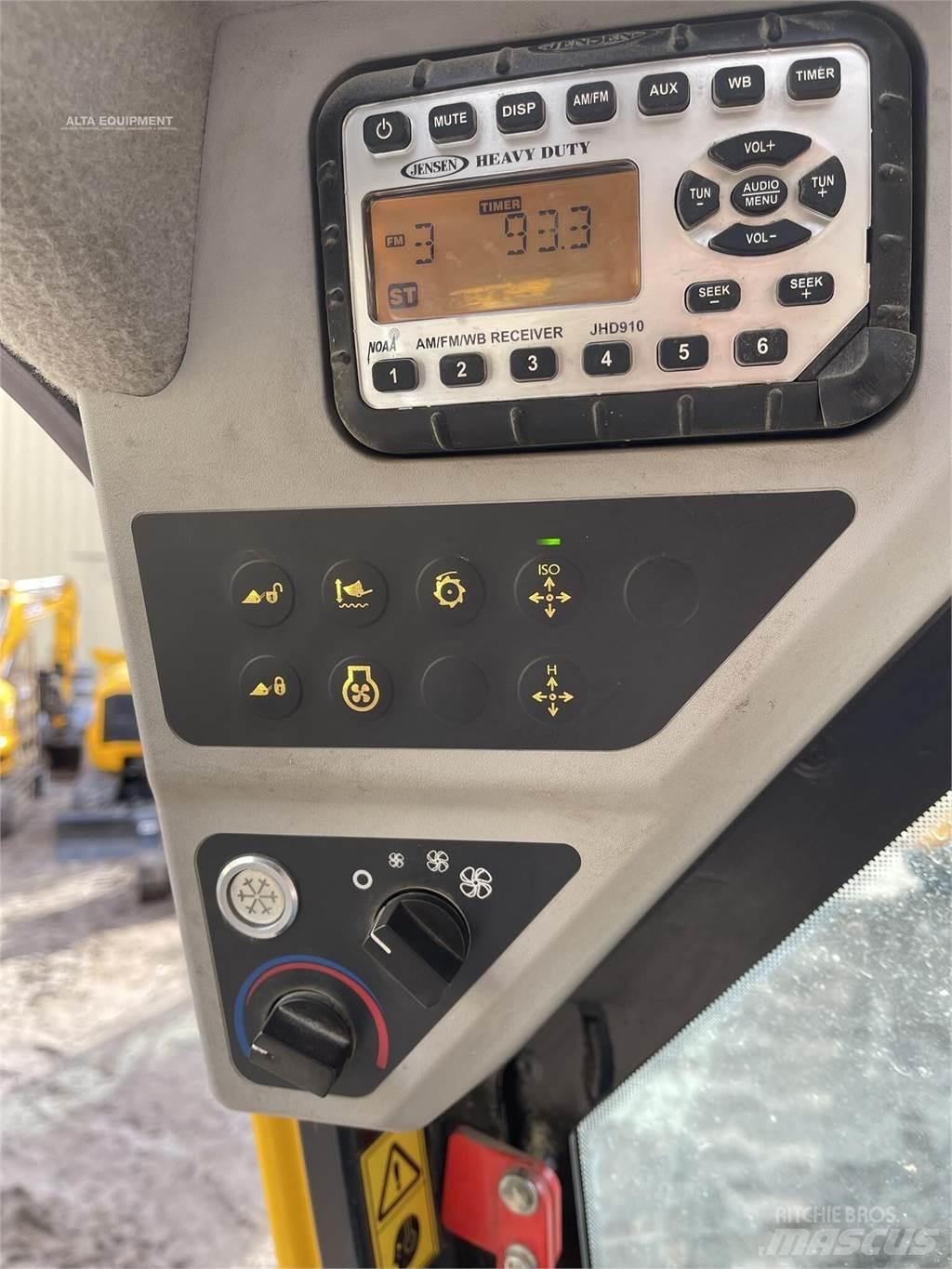 JCB 270T Krautuvai su šoniniu pasukimu