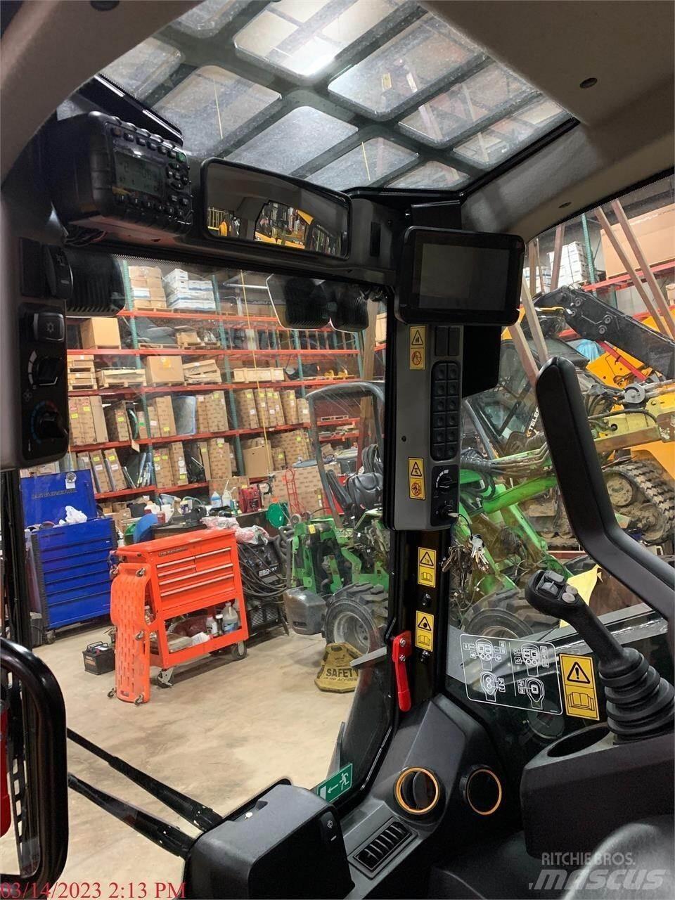 JCB 2TS-7T Krautuvai su šoniniu pasukimu